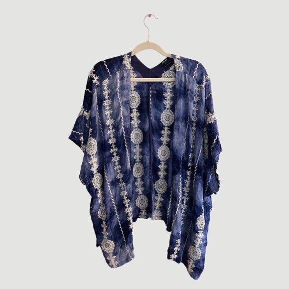 Miss Me Tops - Miss me womens kimono Size Medium